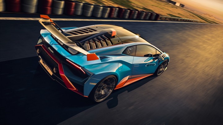 Huracan STO - 02